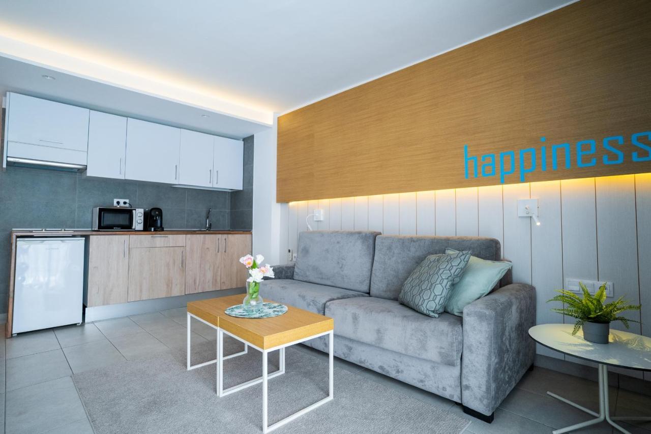 Apartamentos Vacacionales Broncemar San Bartolomé エクステリア 写真